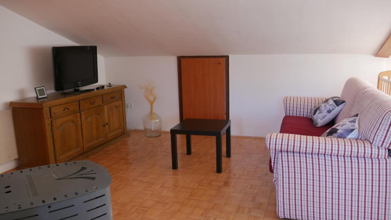 Apartment Kornarija Buje Eksteriør billede